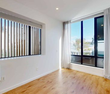 Modern Studio Living in the Heart of Wellington - Photo 4
