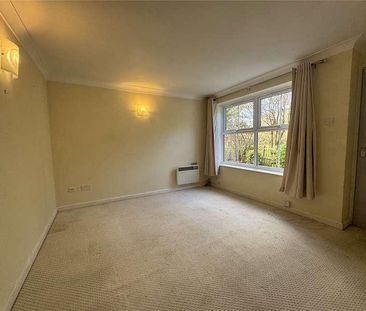 Donaldson Way, Woodley, Reading, Berkshire, RG5 - Photo 1