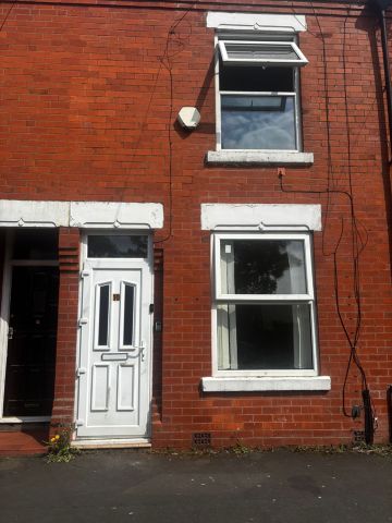 2 Bed Terraced House, Hemsley St, M9 - Photo 3