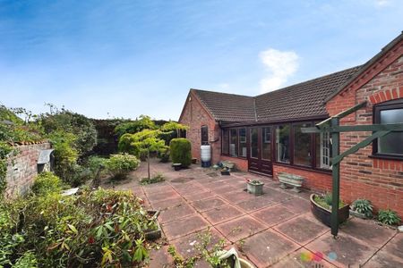 Village Farm Drive - Photo 5