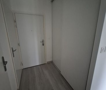 Location Appartement 2 pièces 43m² SECLIN 59113 - Photo 2