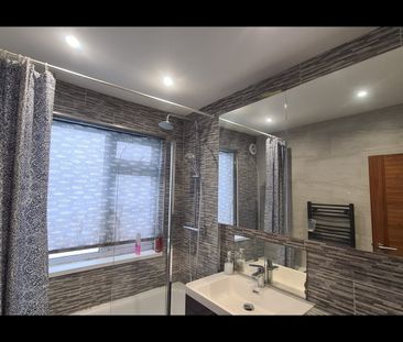 3 Bed Terraced House, Warden Avenue, HA2 - Photo 6