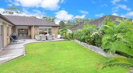 ONE LEVEL LIVING AT IT'S BEST- MILLWATER 4 BEDROOM! - Photo 4