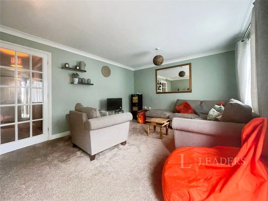 4 bedroom house to rent Kinghorn Road, Norwich, NR2 - Photo 1