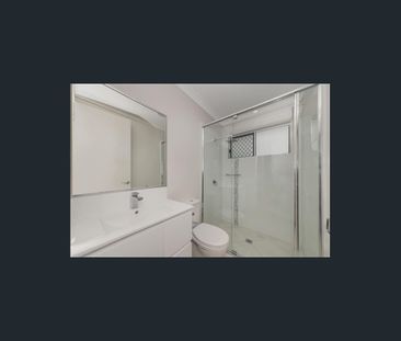 Modern & Low-Maintenance Living in Convenient Oonoonba Location! - Photo 4
