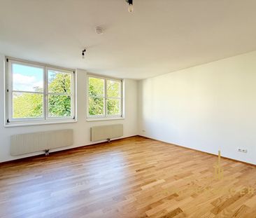 Erstbezug nach Sanierung ++ Außergewöhnliche 3-Zimmer Wohnung ++ mi... - Photo 2