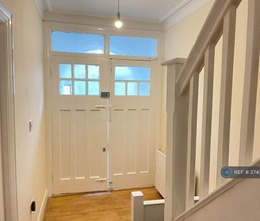 4 bedroom terraced house to rent - Photo 6