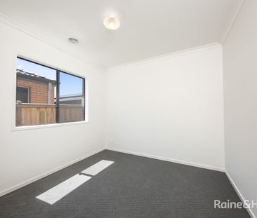 6 Lone Pine Way, Sunbury, VIC 3429 - Photo 1