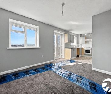 2 bedroom flat to rent - Photo 2