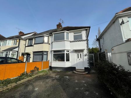 3 bedroom semi-detached house to rent - Photo 4