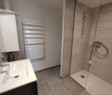 Location Appartement 2 pièces 45m² - Photo 4