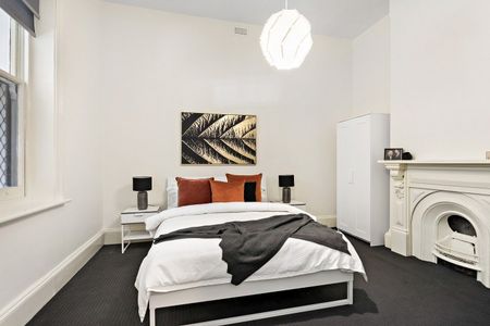 5-bedroom shared house / townhouse, Hughes Street - Photo 3