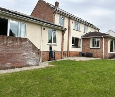 4 bedroom detached house to rent - Photo 4