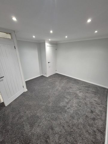 2 Bed Flat, Carron Place, G22 - Photo 5