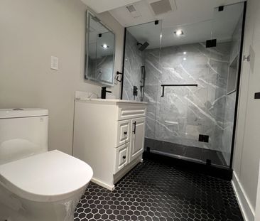 For Lease - 1026 Hedge Drive, Mississauga, Ontario - Photo 6