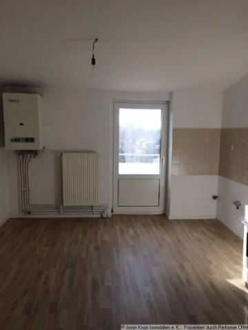 2-Zimmer-Dachgeschosswohnung mit Balkon in Wilhelmshaven, Nähe Kurpark und Innenstadt - Foto 4