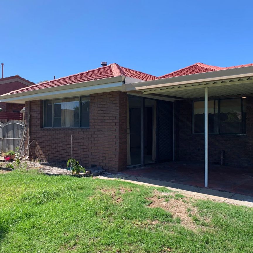 Cleverly Convenient Classic Charm - Photo 1