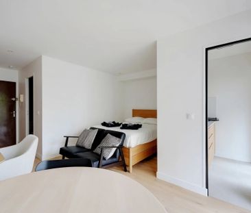 Location Appartement 1 pièce 24m² PARIS 16ème - Photo 1