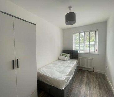 Banbury, Oxfordshire, OX16 - Photo 2