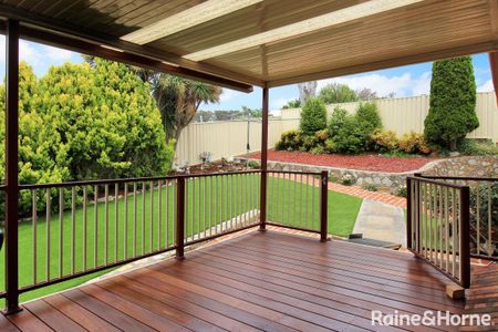 98 Barracks Flat Drive, Karabar, NSW 2620 - Photo 4