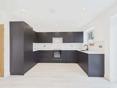 Ascot Lodge, Long Melford, CO10 - Photo 5