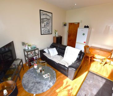 1 bedroom Flat in Midland Road, Leeds - Photo 5