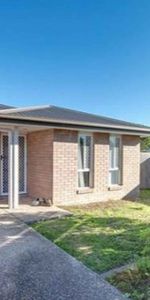 CABOOLTURE - CONVENIENT & TIDY - Photo 3