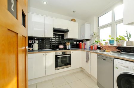 2 bedroom terraced house to rent - Photo 3