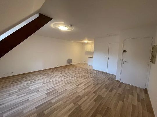 Location Appartement 1 pièce 32m² TOURNAN EN BRIE 77220 - Photo 1