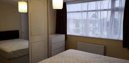 2 bedroom maisonette to rent - Photo 4