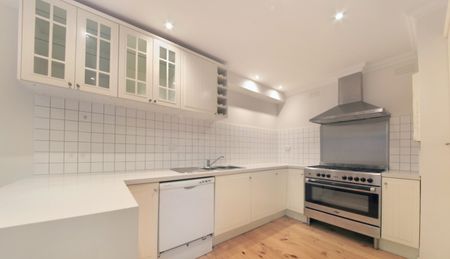 8/21 Lisson Grove, Hawthorn VIC 3122 - Townhouse For Rent | Domain - Photo 3