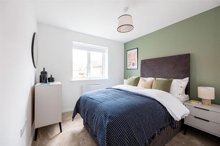 3 bedroom semi-detached house to rent - Photo 2