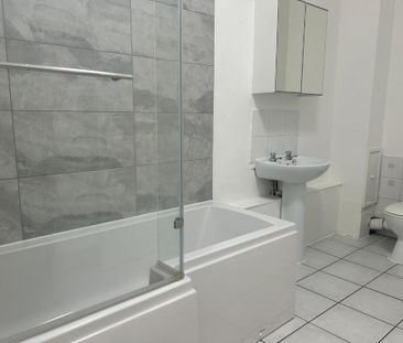 2 bedroom ground floor flat to rent - Photo 6