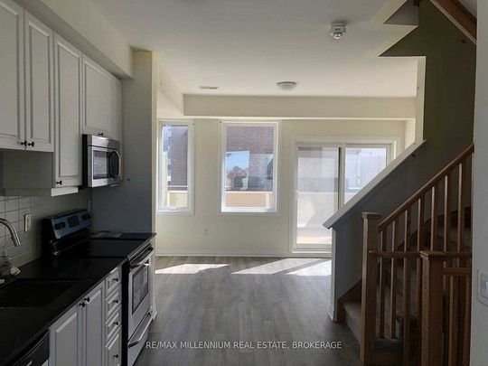 For Lease - 257 Downsview Park Boulevard, Toronto, Ontario - Photo 1