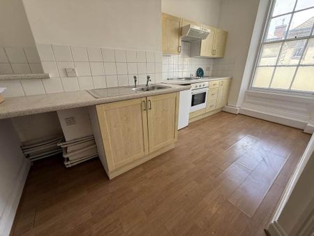 1 bedroom flat to rent - Photo 3