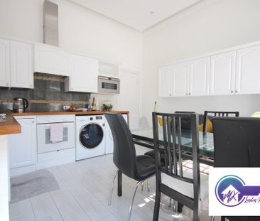 1 bedroom in a flat share to rent - Photo 6