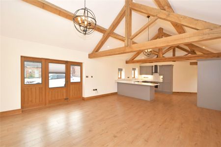 The Rickyard, Walton Farm, Walton - Photo 2