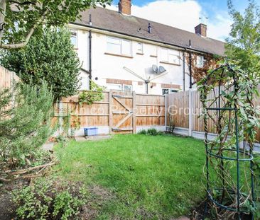 2 bedroom maisonette to rent - Photo 6