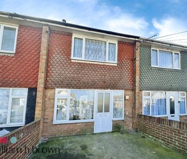 Broadway, Clacton-On-Sea, Jaywick - Photo 6