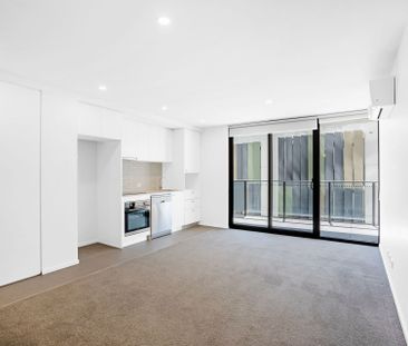 512/90 Swain Street, Gungahlin - Photo 1