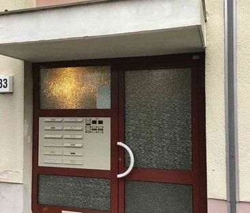 Familienwohnung im Erdgeschoss mit schönem Balkon! - Foto 2