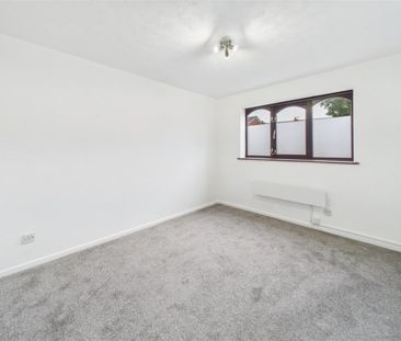 2 bedroom Maisonette to rent - Photo 4