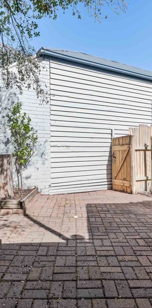 255 Bridport Street, Albert Park VIC 3206 - House For Rent | Domain - Photo 1