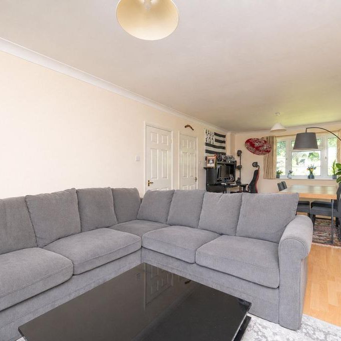 2 bedroom maisonette to rent - Photo 1