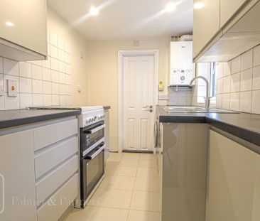 2 bedroom terraced house to rent - Photo 6