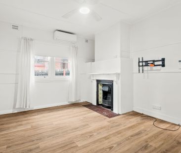 Comfortable 3-Bedroom Home with Spacious Backyard - Photo 1