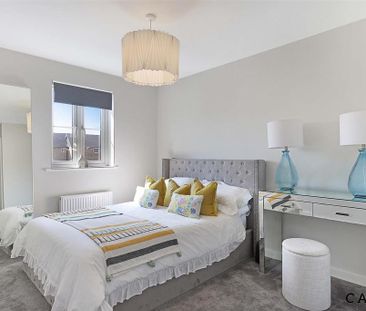 4 bedroom semi-detached house to rent - Photo 6