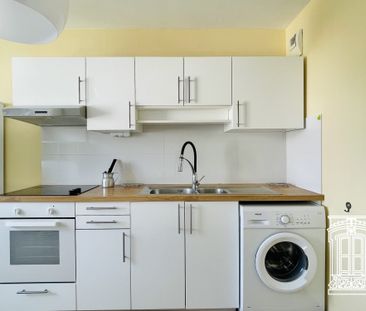 Location Appartement 2 pièces 59m² LYON 8ème - Photo 1