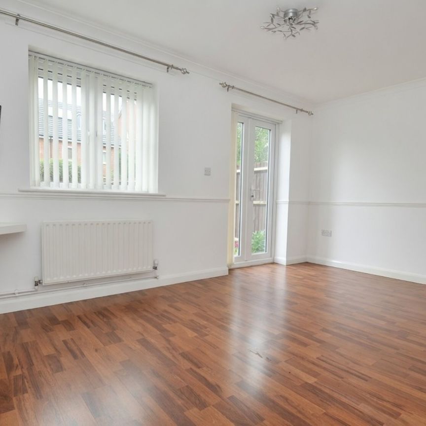 2 bedroom Property to rent - Photo 1