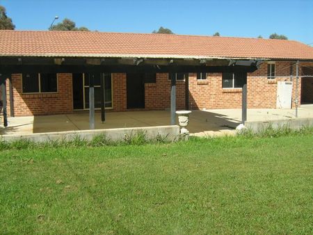 55 Duggan Street, Calwell ACT 2905 - House For Rent | Domain - Photo 2